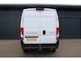 Peugeot Boxer 2.2 HDi 140PK L2H2 3,5T I Zwaar | Trekhaak 3.000KG Trekgewicht I Pack Techno I Verzwaarde vering I Navigatie | BPM vrij voor Ondernemers