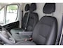 Peugeot Boxer 2.2 HDi 140PK L2H2 3,5T I Zwaar | Trekhaak 3.000KG Trekgewicht I Pack Techno I Verzwaarde vering I Navigatie | BPM vrij voor Ondernemers
