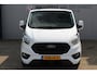 Ford Transit Custom 300 2.0-108pk TDCI L2H1 Trend. Erg nette Ford Transit Custom, die u nog jaren van dienst kan zijn ! Airco, voorraamverw., trekhaak, cruise control, camera, parkeersensoren v+a, 3-zits, laadruimte betimmerd etc.