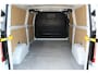 Ford Transit Custom 300 2.0-108pk TDCI L2H1 Trend. Erg nette Ford Transit Custom, die u nog jaren van dienst kan zijn ! Airco, voorraamverw., trekhaak, cruise control, camera, parkeersensoren v+a, 3-zits, laadruimte betimmerd etc.