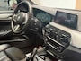BMW 5-Serie 530e High Executive M sport - 20 INCH - SOFTCLOSE - HEAD UP - SCHUIFDAK