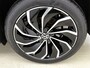 Volkswagen Golf 1.5 eTSI Style | 150 PK | Automaat | Apple Carplay / Android Auto | Parkeercamera | Adaptieve Cruise Control | Navigatie |