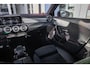 Mercedes-Benz A-klasse 180 Business Solution AMG | Premium kleur mat grijs | Stoel verwarming | Camera | Widescreen | Navi | Cruise control | Clima control | | AMG-styling | Achteruitrijcamera | Apple Carplay/Android Auto|telefoonintegratie premium