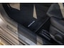 Mercedes-Benz A-klasse 180 Business Solution AMG | Premium kleur mat grijs | Stoel verwarming | Camera | Widescreen | Navi | Cruise control | Clima control | | AMG-styling | Achteruitrijcamera | Apple Carplay/Android Auto|telefoonintegratie premium