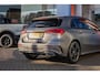 Mercedes-Benz A-klasse 180 Business Solution AMG | Premium kleur mat grijs | Stoel verwarming | Camera | Widescreen | Navi | Cruise control | Clima control | | AMG-styling | Achteruitrijcamera | Apple Carplay/Android Auto|telefoonintegratie premium