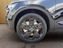 Volvo EX40 185 kW Single Motor Extended Range RWD Plus Black Edition | BLIS | 360 Camera | Stoel + Stuur Verwarming | Keyless Start / Entry | Harman Kardon |