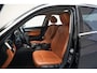 BMW 3-Serie 318i Luxury Line Executive [ Leder Navi prof. LED Stoelverwarming ]