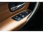 BMW 3-Serie 318i Luxury Line Executive [ Leder Navi prof. LED Stoelverwarming ]