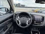 Mitsubishi Outlander 2.4 PHEV Intense+ | Summer Deals | Schuif-/kanteldak | 4WD | Navigatie | Stoel/Stuurwielverwarming |