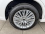Mitsubishi Outlander 2.4 PHEV Intense+ | Summer Deals | Schuif-/kanteldak | 4WD | Navigatie | Stoel/Stuurwielverwarming |