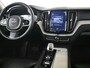 Volvo XC60 2.0 B5 Inscription 250pk AUTO | Panoramadak | Lederen bekleding | Harman Kardon audio | Stoelverwarming voor en achter | Adaptive cruise | Elektrische achterklep | 19" LMV