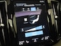 Volvo XC60 2.0 B5 Inscription 250pk AUTO | Panoramadak | Lederen bekleding | Harman Kardon audio | Stoelverwarming voor en achter | Adaptive cruise | Elektrische achterklep | 19" LMV