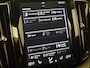 Volvo XC60 2.0 B5 Inscription 250pk AUTO | Panoramadak | Lederen bekleding | Harman Kardon audio | Stoelverwarming voor en achter | Adaptive cruise | Elektrische achterklep | 19" LMV