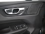 Volvo XC60 2.0 B5 Inscription 250pk AUTO | Panoramadak | Lederen bekleding | Harman Kardon audio | Stoelverwarming voor en achter | Adaptive cruise | Elektrische achterklep | 19" LMV