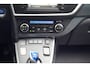 Toyota Auris 1.8 Hybrid Lease / Navi / Cruise / Afn. Trekhaak / All-season / 17 Inch LMV / Stoelverw.