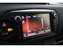 Toyota Yaris 1.3 VVT-i Orange Sport | Climate control | Cruise control | Parkeercamera | Trekhaak |