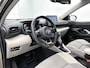 Toyota Yaris 1.5 Hybrid Executive | Lichte kleur half lederen interieur | Head-Up Display | Dodehoek detectie | stoel+Stuurverwarming | Parkeersensoren voor+achter |