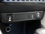 Toyota Yaris 1.5 Hybrid Executive | Lichte kleur half lederen interieur | Head-Up Display | Dodehoek detectie | stoel+Stuurverwarming | Parkeersensoren voor+achter |