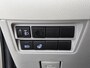 Toyota Yaris 1.5 Hybrid Executive | Lichte kleur half lederen interieur | Head-Up Display | Dodehoek detectie | stoel+Stuurverwarming | Parkeersensoren voor+achter |