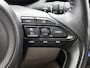 Toyota Yaris 1.5 Hybrid Executive | Lichte kleur half lederen interieur | Head-Up Display | Dodehoek detectie | stoel+Stuurverwarming | Parkeersensoren voor+achter |