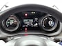 Toyota Yaris 1.5 Hybrid Executive | Lichte kleur half lederen interieur | Head-Up Display | Dodehoek detectie | stoel+Stuurverwarming | Parkeersensoren voor+achter |
