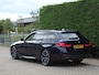 BMW 5-Serie Touring 530i High Executive Edition | Tanzanit blauw | M stoelen | 20 inch | Panoramadak