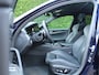 BMW 5-Serie Touring 530i High Executive Edition | Tanzanit blauw | M stoelen | 20 inch | Panoramadak