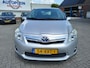 Toyota Auris 1.8 Full Hybrid Limited keurig nette in Nederland nieuw geleverde goed onderhouden auto!