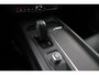 Volvo V60 2.0 B3 Advantage | Leder | Adaptive Cruise | BLIS | Trekhaak | Camera | CarPlay/Android Auto | Stoelverwarming | Stuurverwarming