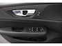 Volvo V60 2.0 B3 Advantage | Leder | Adaptive Cruise | BLIS | Trekhaak | Camera | CarPlay/Android Auto | Stoelverwarming | Stuurverwarming