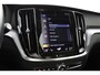 Volvo V60 2.0 B3 Advantage | Leder | Adaptive Cruise | BLIS | Trekhaak | Camera | CarPlay/Android Auto | Stoelverwarming | Stuurverwarming