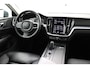 Volvo V60 2.0 B3 Advantage | Leder | Adaptive Cruise | BLIS | Trekhaak | Camera | CarPlay/Android Auto | Stoelverwarming | Stuurverwarming