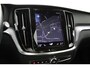 Volvo V60 2.0 B3 Advantage | Leder | Adaptive Cruise | BLIS | Trekhaak | Camera | CarPlay/Android Auto | Stoelverwarming | Stuurverwarming