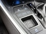 Toyota RAV4 2.5 Hybrid Bi-Tone | BTW voertuig | Trekhaak | Schuif/kantel dak | Dodehoek detectie | 360 Camera | Stoelverwarming | Parkeersensoren voor+achter | Elektrische Achterklep | Elektrisch verstelbare bestuurderssto