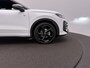 Volkswagen T-Roc R-Line First Edition 1.5 eTSI 150 PK Navigatie - 20 Inch - Trekhaak - Head-up display - Camera rondom - Demo!!!!