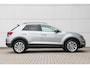 Volkswagen T-Roc 1.0 TSI 115pk Oranje Edition | App Connect | Achteruitrijcamera | Clima