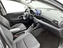 Toyota Yaris 1.5 Hybrid 115 First Edition Comfort Pack | BTW Voertuig | Stoel+stuurverwarming | Dodehoek detectie | Parkeersensoren voor+achter | Climate Control | Cruise Control Adaptive | achteruitrijcamera |