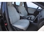 Volvo V40 T4 180PK Handgeschakeld Summum Achteruitrij camera/ Parkeersensoren achter/ Cruise Control/ BLIS/ Navigatie/ Leder
