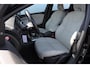 Volvo V40 T4 180PK Handgeschakeld Summum Achteruitrij camera/ Parkeersensoren achter/ Cruise Control/ BLIS/ Navigatie/ Leder