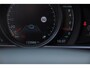 Volvo V40 T4 180PK Handgeschakeld Summum Achteruitrij camera/ Parkeersensoren achter/ Cruise Control/ BLIS/ Navigatie/ Leder