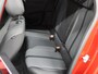 Peugeot e-208 Allure Pack 50kWh 136PK | 1ste eigenaar | ACCU 98% | Camera | AppleCarPlay/Android | Armsteun | LEER/Stof | LED | Climate Control | AUTOMAAT | Parkeersensoren | Isofix | Privacy Glass |