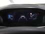 Peugeot e-208 Allure Pack 50kWh 136PK | 1ste eigenaar | ACCU 98% | Camera | AppleCarPlay/Android | Armsteun | LEER/Stof | LED | Climate Control | AUTOMAAT | Parkeersensoren | Isofix | Privacy Glass |