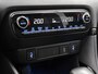 Toyota Yaris 1.5 Hybrid Tokyo Spirit | Head-Up display | Stoel+stuurverwarming | Parkeersensoren voor+achter | Draadloze telefoonlader | Apple CarPlay/Android Auto |