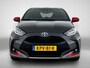 Toyota Yaris 1.5 Hybrid Tokyo Spirit | Head-Up display | Stoel+stuurverwarming | Parkeersensoren voor+achter | Draadloze telefoonlader | Apple CarPlay/Android Auto |