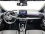 Toyota Yaris 1.5 Hybrid Tokyo Spirit | Head-Up display | Stoel+stuurverwarming | Parkeersensoren voor+achter | Draadloze telefoonlader | Apple CarPlay/Android Auto |