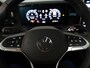 Volkswagen Tiguan 1.5 eTSI Life Edition 130 pk Automaat (DSG) | Verlengde garantie | Navigatie | Panoramadak | Trekhaak (wegklapbaar) | Parkeersensoren (Park assist) | Achteruitrijcamera |