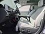 Hyundai Ioniq 5 Lounge 77.4 kWh / SOH 100% / Fabrieksgarantie tot 12-2028 / Dealer onderhouden / All season banden / Head Up Display / CCS snelladen / Warmtepomp / Trekgewicht 1600 kg / Panoramadak / Stuur- Stoel & Achterbank verwarming / Rondomzicht camera / Bosa Audio Systeem /