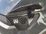 Hyundai Ioniq 5 Lounge 77.4 kWh / SOH 100% / Fabrieksgarantie tot 12-2028 / Dealer onderhouden / All season banden / Head Up Display / CCS snelladen / Warmtepomp / Trekgewicht 1600 kg / Panoramadak / Stuur- Stoel & Achterbank verwarming / Rondomzicht camera / Bosa Audio Systeem /