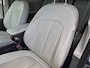 Hyundai Ioniq 5 Lounge 77.4 kWh / SOH 100% / Fabrieksgarantie tot 12-2028 / Dealer onderhouden / All season banden / Head Up Display / CCS snelladen / Warmtepomp / Trekgewicht 1600 kg / Panoramadak / Stuur- Stoel & Achterbank verwarming / Rondomzicht camera / Bosa Audio Systeem /