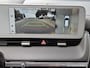 Hyundai Ioniq 5 Lounge 77.4 kWh / SOH 100% / Fabrieksgarantie tot 12-2028 / Dealer onderhouden / All season banden / Head Up Display / CCS snelladen / Warmtepomp / Trekgewicht 1600 kg / Panoramadak / Stuur- Stoel & Achterbank verwarming / Rondomzicht camera / Bosa Audio Systeem /